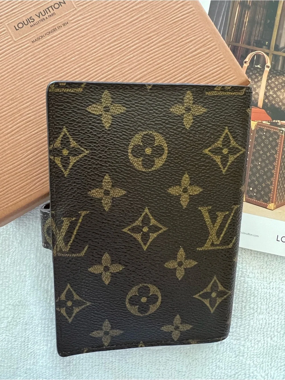 LOUIS VUITTON Small Ring Agenda PM Monogram with original box and pen